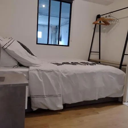 Le Reposant - Parking Box -24 H - Classic-gp-oasis - Antares - Parc Des Expositions * לה מאנש