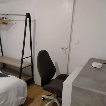 Le Reposant - Parking Box -24 H - Classic-gp-oasis - Antares - Parc Des Expositions * לה מאנש